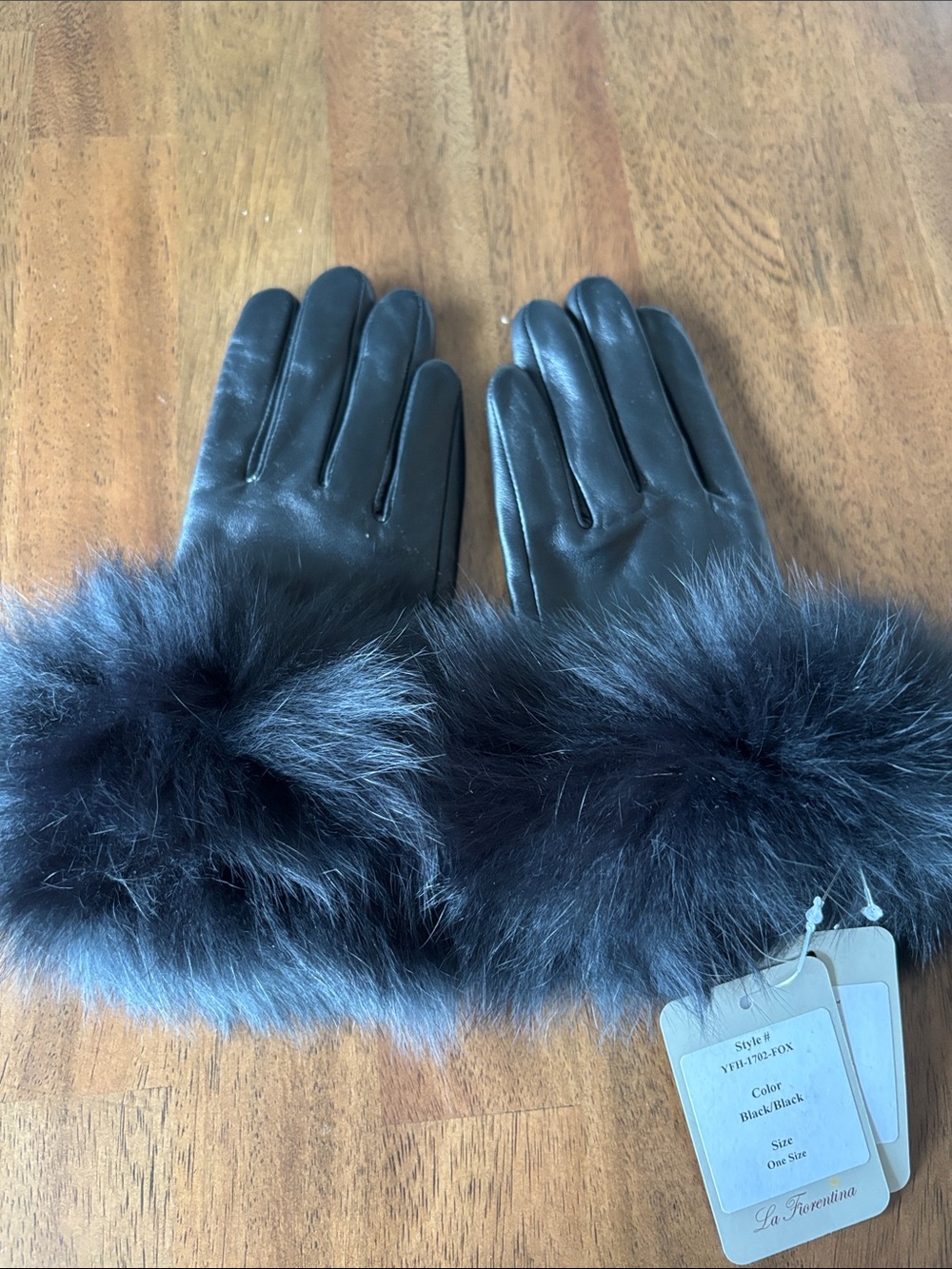La Fiorentina Black Leather Gloves with Plush Fur Cuffs